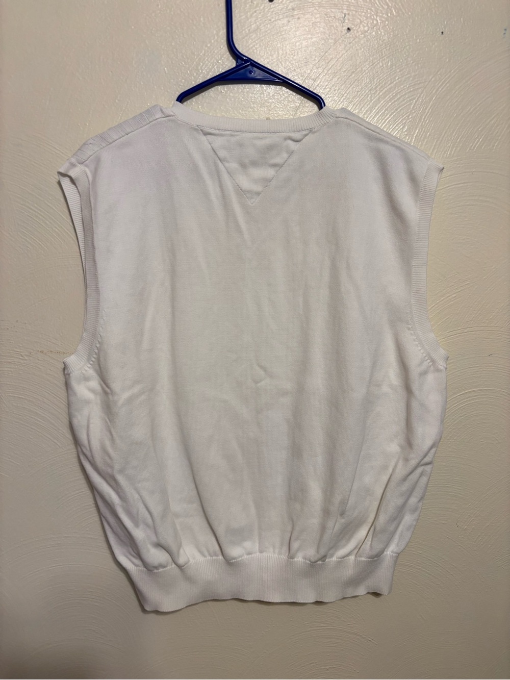 Tommy Hilfiger White Cable-Knit V-Neck Sweater Vest - Classic Sleeveless - Picture 7 of 7